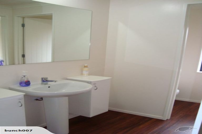 Photo of property in 10 Jasper Place, Northwood, Christchurch, 8051