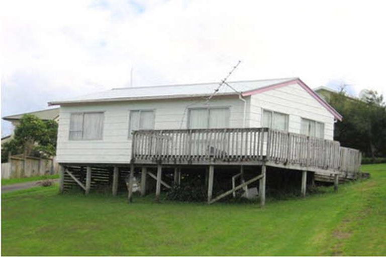 Photo of property in 11 Matangi Terrace, Snells Beach, 0920