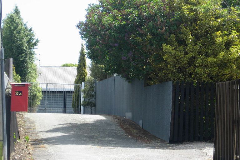 Photo of property in 2a Lake Terrace Road, Burwood, Christchurch, 8061