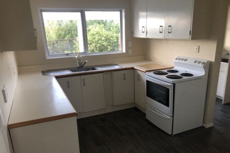 Photo of property in 2/11 Troon Place, Papatoetoe, Auckland, 2025