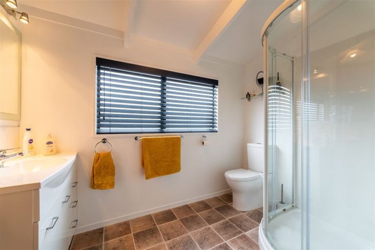 Photo of property in 15 Leven Street, South Hill, Oamaru, 9400