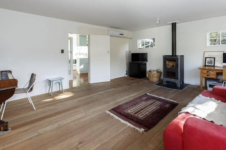 Photo of property in 2/125b Tasman Street, Nelson, 7010