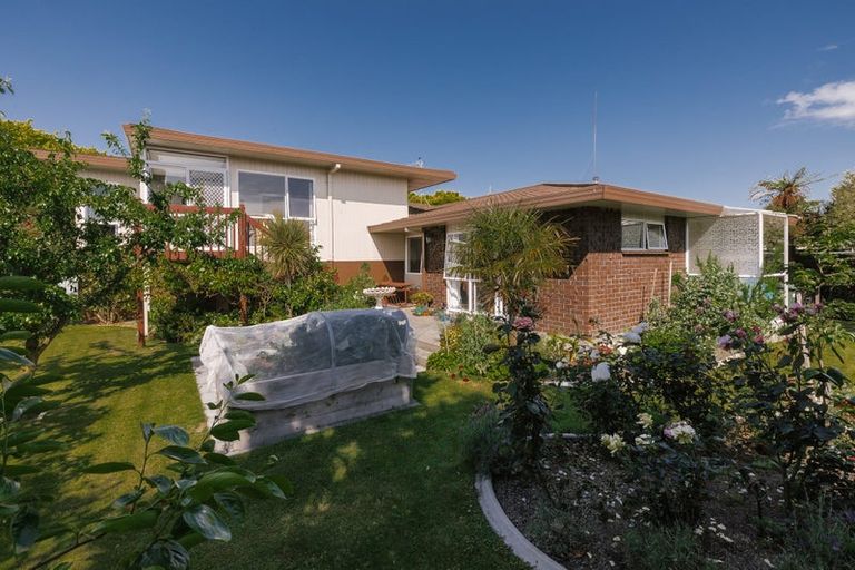 Photo of property in 9 Mana Place, Awapuni, Palmerston North, 4412