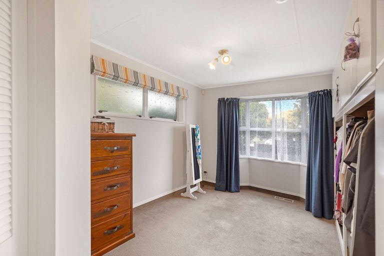 Photo of property in 52 John F Kennedy Drive, Milson, Palmerston North, 4414