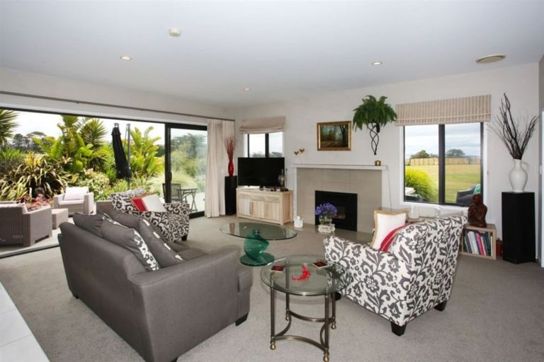 Photo of property in 35 Church View Road, Waiau Pa, Pukekohe, 2679