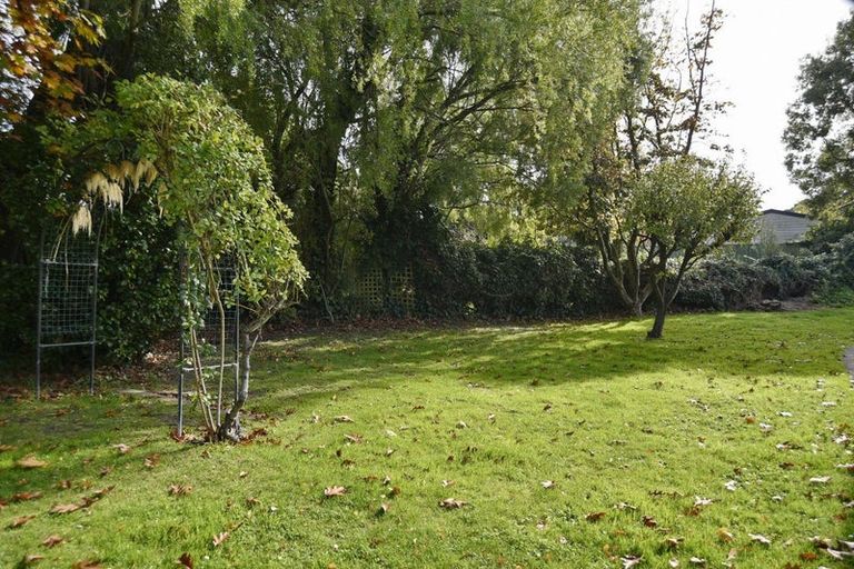 Photo of property in 25 Banks Avenue, Dallington, Christchurch, 8061