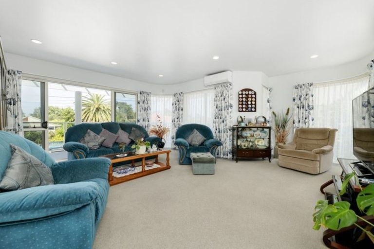 Photo of property in 1/207 Oceanbeach Road, Mount Maunganui, 3116