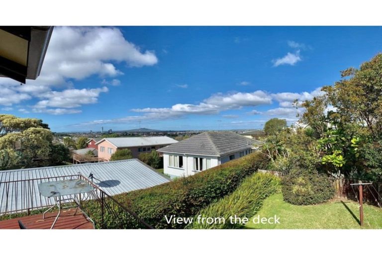 Photo of property in 2/66 Ocean View Road, Northcote, Auckland, 0627