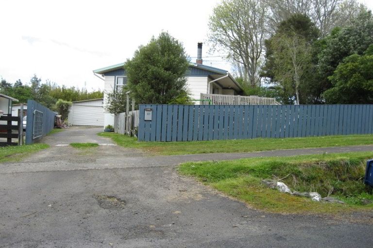 Photo of property in 10 Karaka Road, Whenuapai, Auckland, 0618