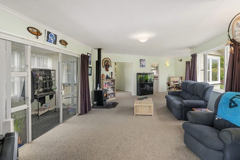 Photo of property in 164 Weraroa Road, Levin, 5510