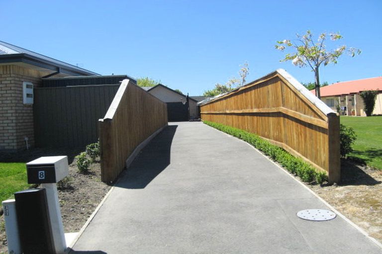 Photo of property in 8 Woodhurst Drive, Casebrook, Christchurch, 8051