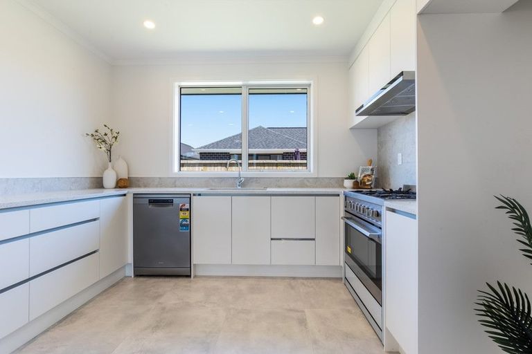 Photo of property in 20 Ruru Street, Cambridge, 3434