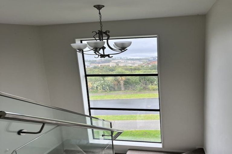 Photo of property in 51 Pitoitoi Drive, Riverhead, 0820