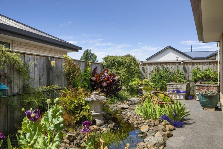 Photo of property in 28 Ara Drive, Redwoodtown, Blenheim, 7201