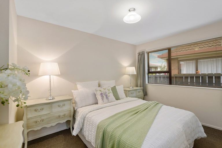 Photo of property in 7/218 Lincoln Road, Addington, Christchurch, 8024