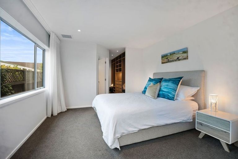 Photo of property in 1/2 Rahopara Street, Castor Bay, Auckland, 0620