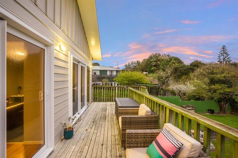 Photo of property in 22 Ernest Street, Ranui, Porirua, 5024