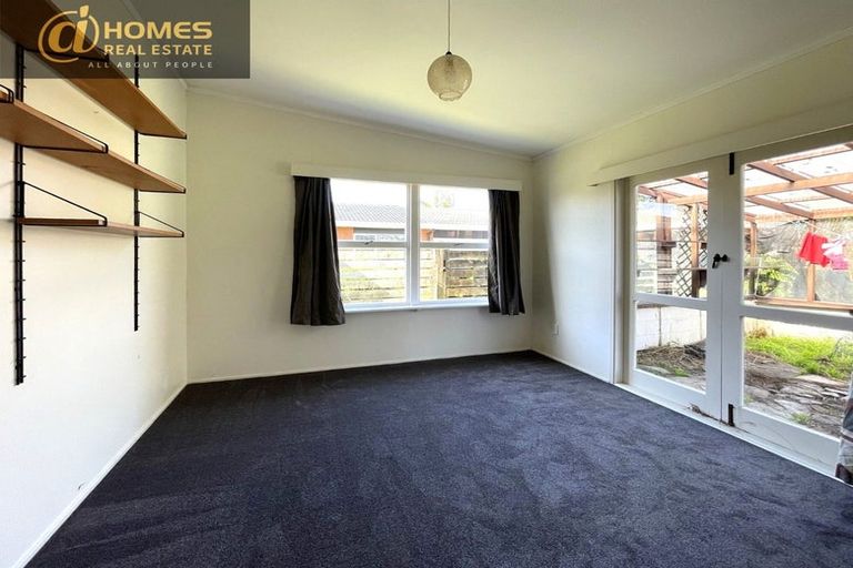 Photo of property in 10 Manuka Street, Orewa, 0931