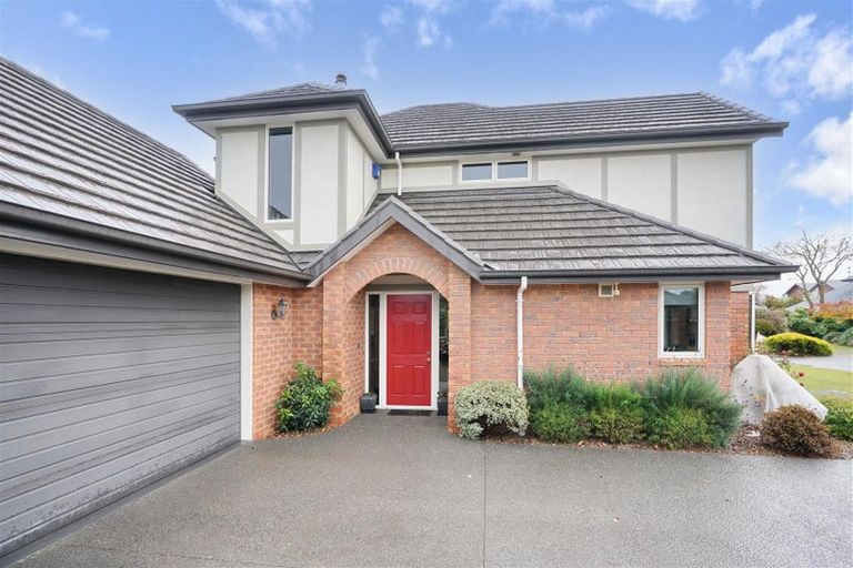 Photo of property in 3 Oaktree Lane, Bishopdale, Christchurch, 8053