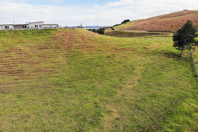 Photo of property in 3354 Kaipara Coast Highway, Glorit, Warkworth, 0984