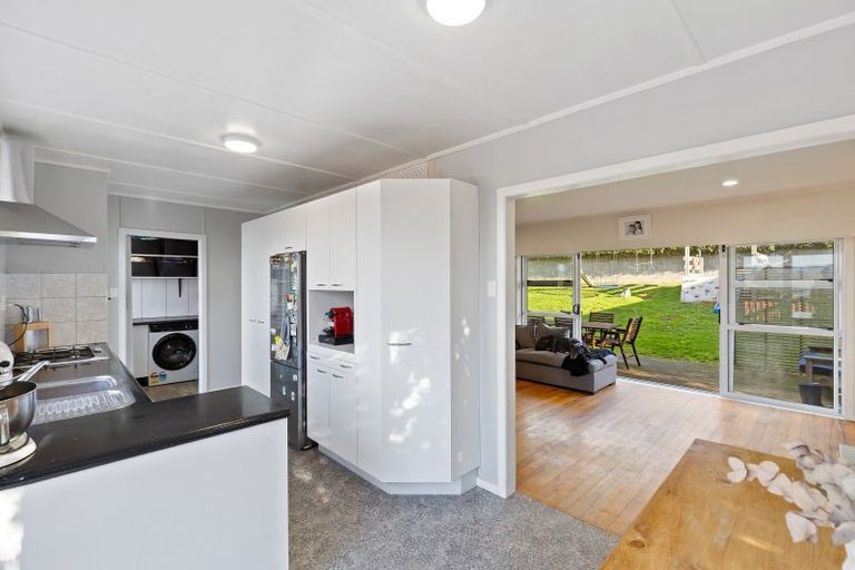 Photo of property in 1 Bear Street, Tirau, 3410