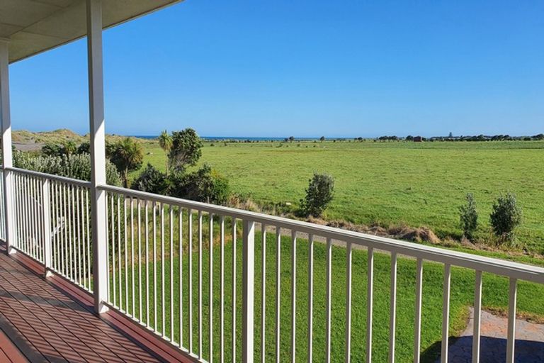 Photo of property in 204a Tai Road, Opunake, 4681