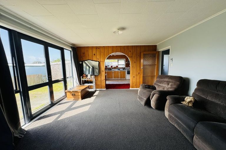 Photo of property in 30 Rua Avenue, Waitarere Beach, Levin, 5510