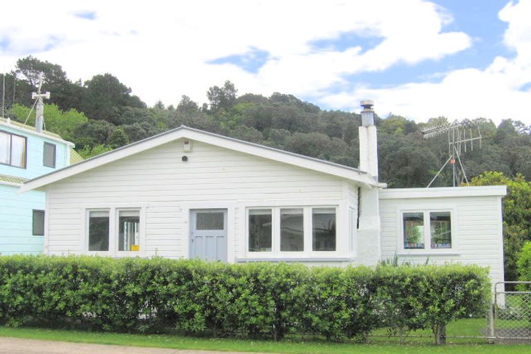 Photo of property in 12 Pacific Road, Waihi Beach, 3611