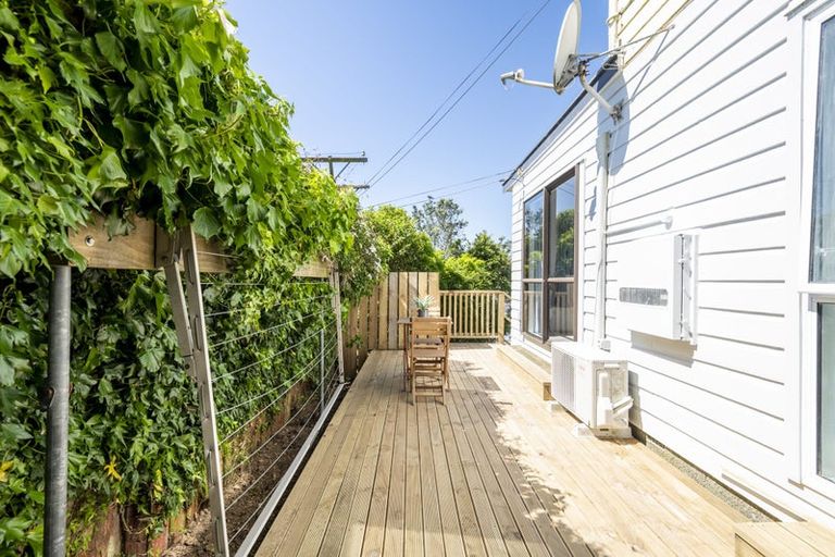 Photo of property in 99a Ohariu Road, Johnsonville, Wellington, 6037