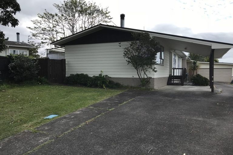 Photo of property in 1/24 Medina Place, Half Moon Bay, Auckland, 2012