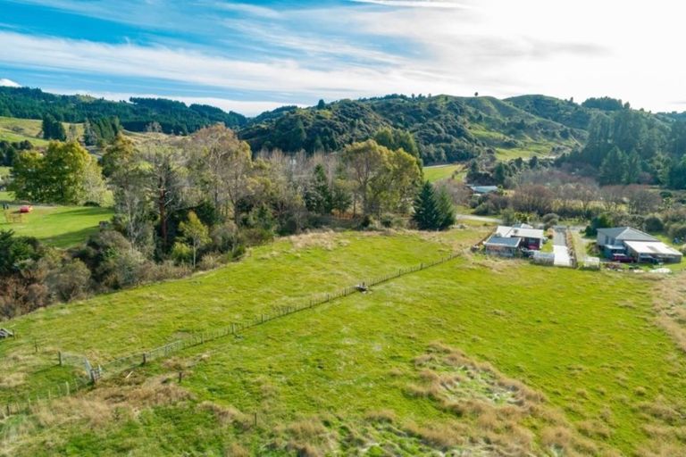 Photo of property in 12 Raurimu Road, Raurimu, Owhango, 3989
