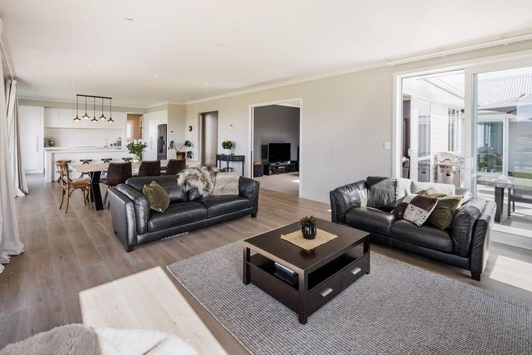 Photo of property in 69 Baxter Michael Crescent, Cambridge, 3434