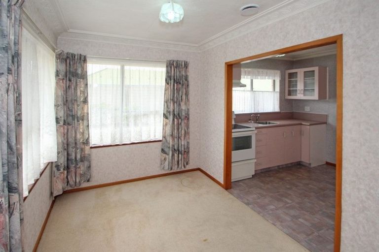 Photo of property in 27 Towey Street, Holmes Hill, Oamaru, 9401
