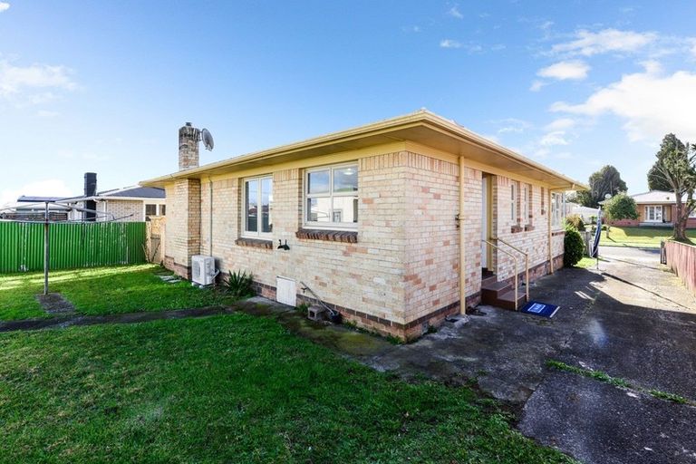 Photo of property in 22 Keats Crescent, Enderley, Hamilton, 3214