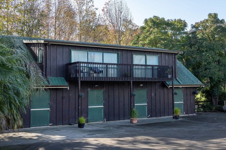 Photo of property in 384 Clifton Road, Whitford, Howick, 2571