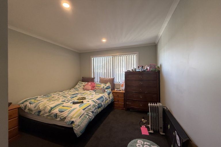 Photo of property in 12 Schooner Drive, Whitby, Porirua, 5024