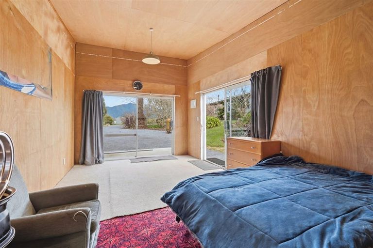 Photo of property in 25 Abel Tasman Drive, Takaka, 7110