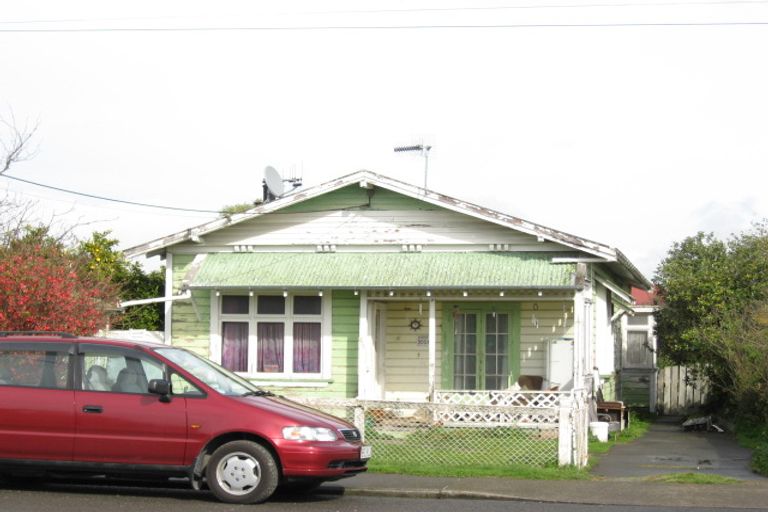 Photo of property in 409 Avenue Road East, Hastings, 4122