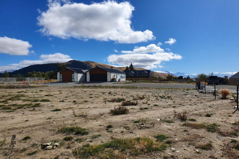 Photo of property in 22 Rodman Lane, Lake Tekapo, 7999