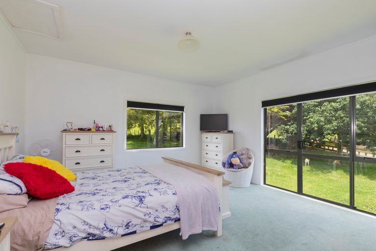 Photo of property in 1093 Run Road, Tapora, Wellsford, 0977