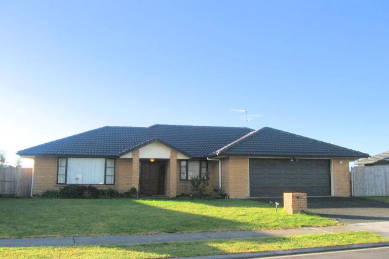 Photo of property in 5 Feeny Crescent, East Tamaki, Auckland, 2013