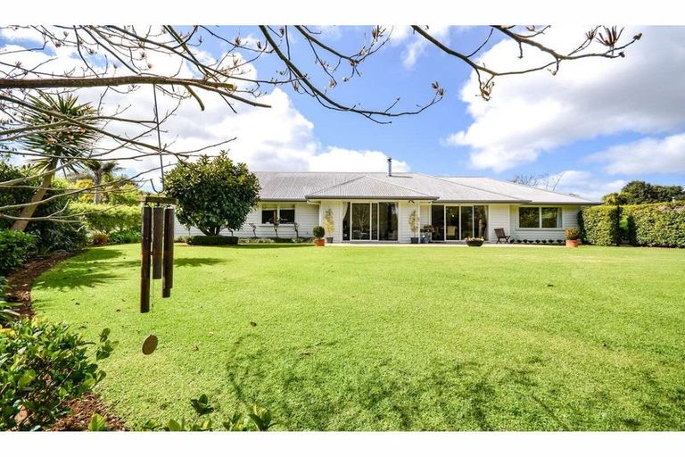 Photo of property in 9 Pickmere Lane, Kerikeri, 0230