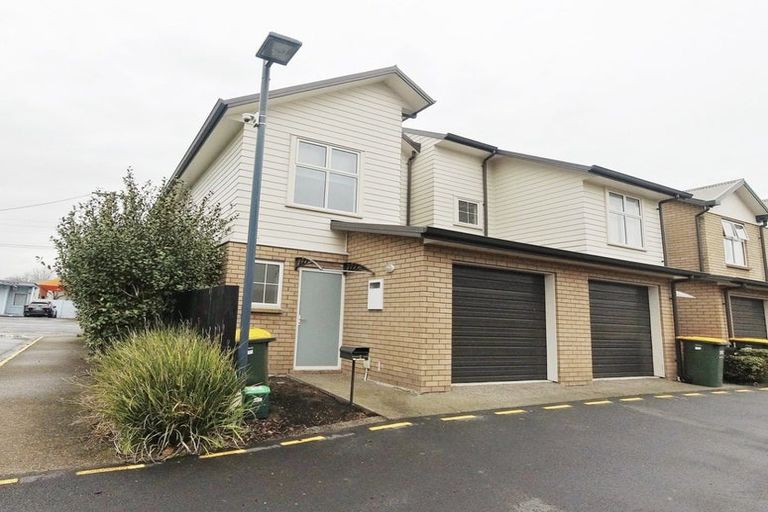 Photo of property in 1 Chiefs Court, Hamilton East, Hamilton, 3216