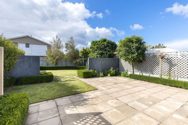 Photo of property in 18 Glenside Avenue, Ilam, Christchurch, 8041