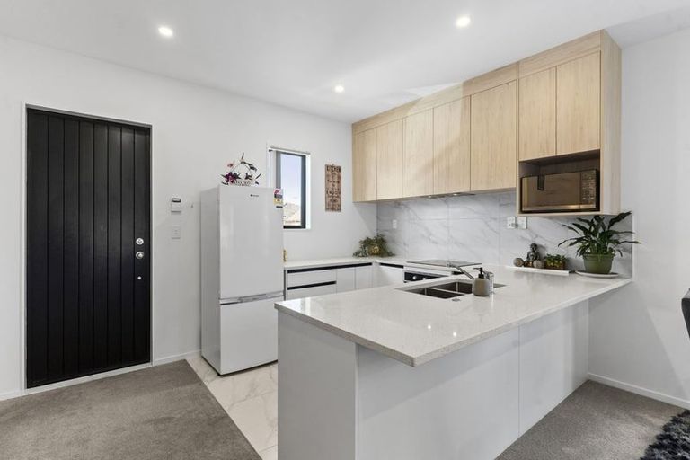 Photo of property in 17 Aumarire Lane, Favona, Auckland, 2024