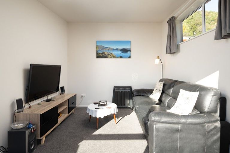 Photo of property in 7 Webster Place, Picton, 7220