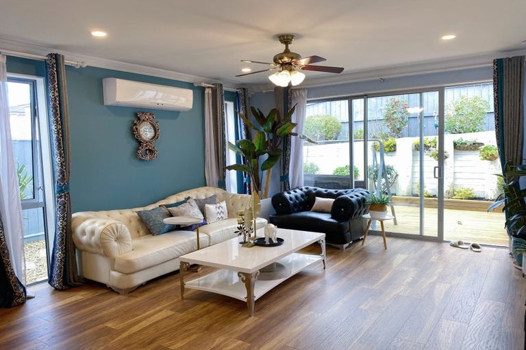 Photo of property in 11 Agnew Place, Albany, Auckland, 0632