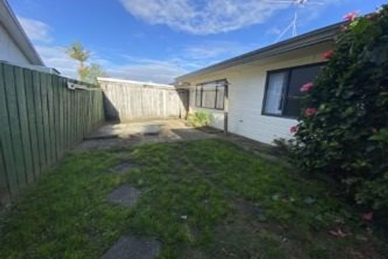 Photo of property in 1a Kowhai Street, Tuakau, 2121