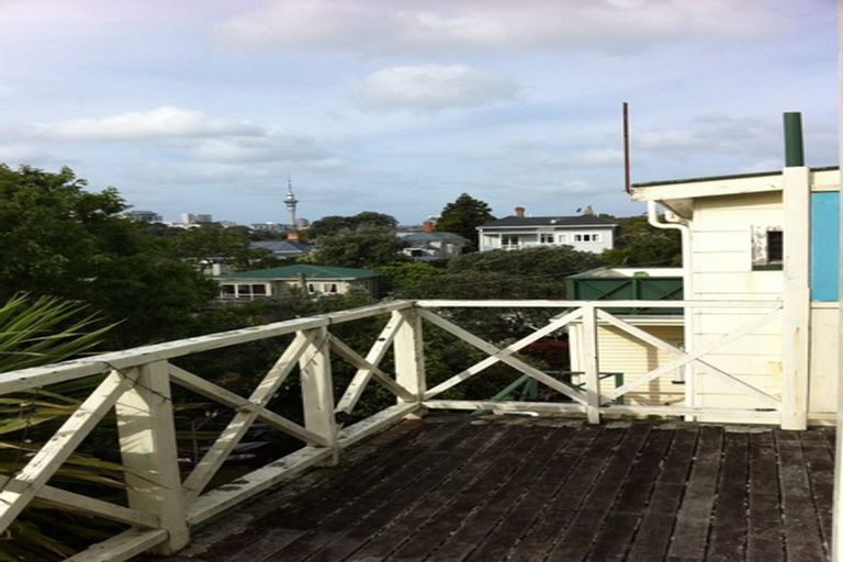 Photo of property in 33 Aitken Terrace, Kingsland, Auckland, 1021