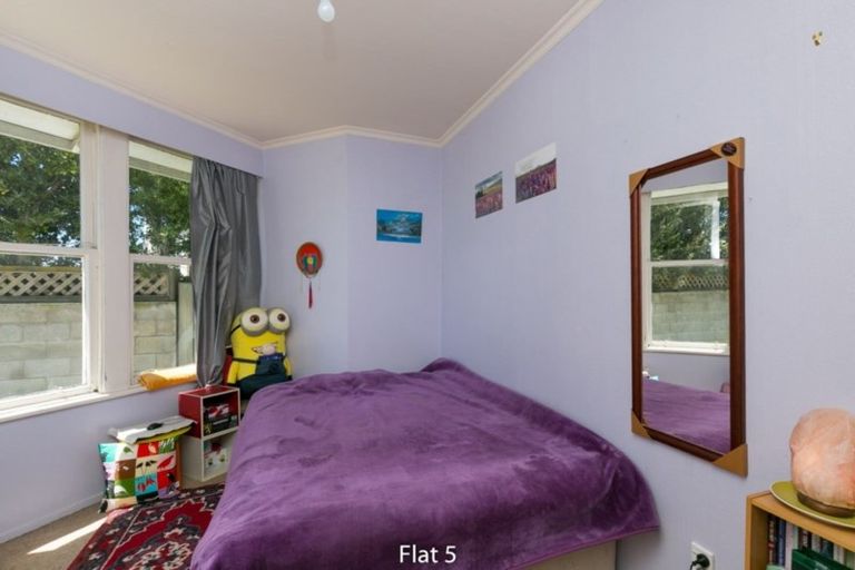 Photo of property in 1/57 Hawker Street, Mount Victoria, Wellington, 6011